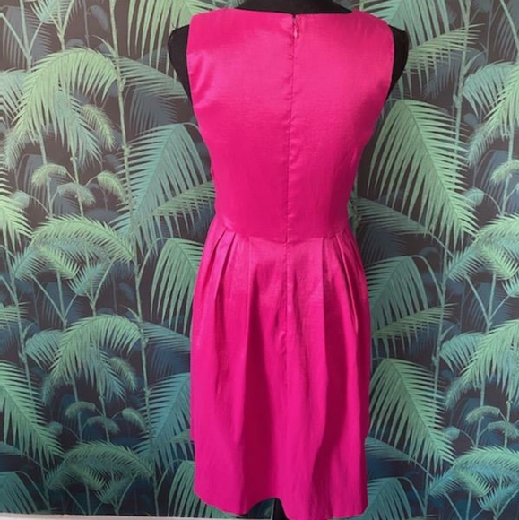 Calvin Klein - Picture 3 of 3